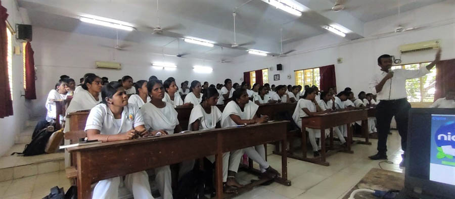 Training on smoking cessation to health care workers in Madurai